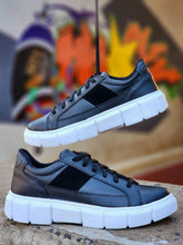 Tênis Chunky Cano Baixo Solado Blocado Moderno