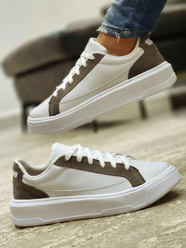 Tênis Casual Cano Baixo Com Recortes Solado Estruturado