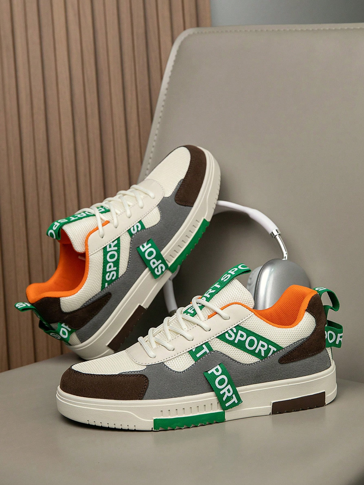 Tênis Casual Recortes Modernos Estampado Solado Robusto