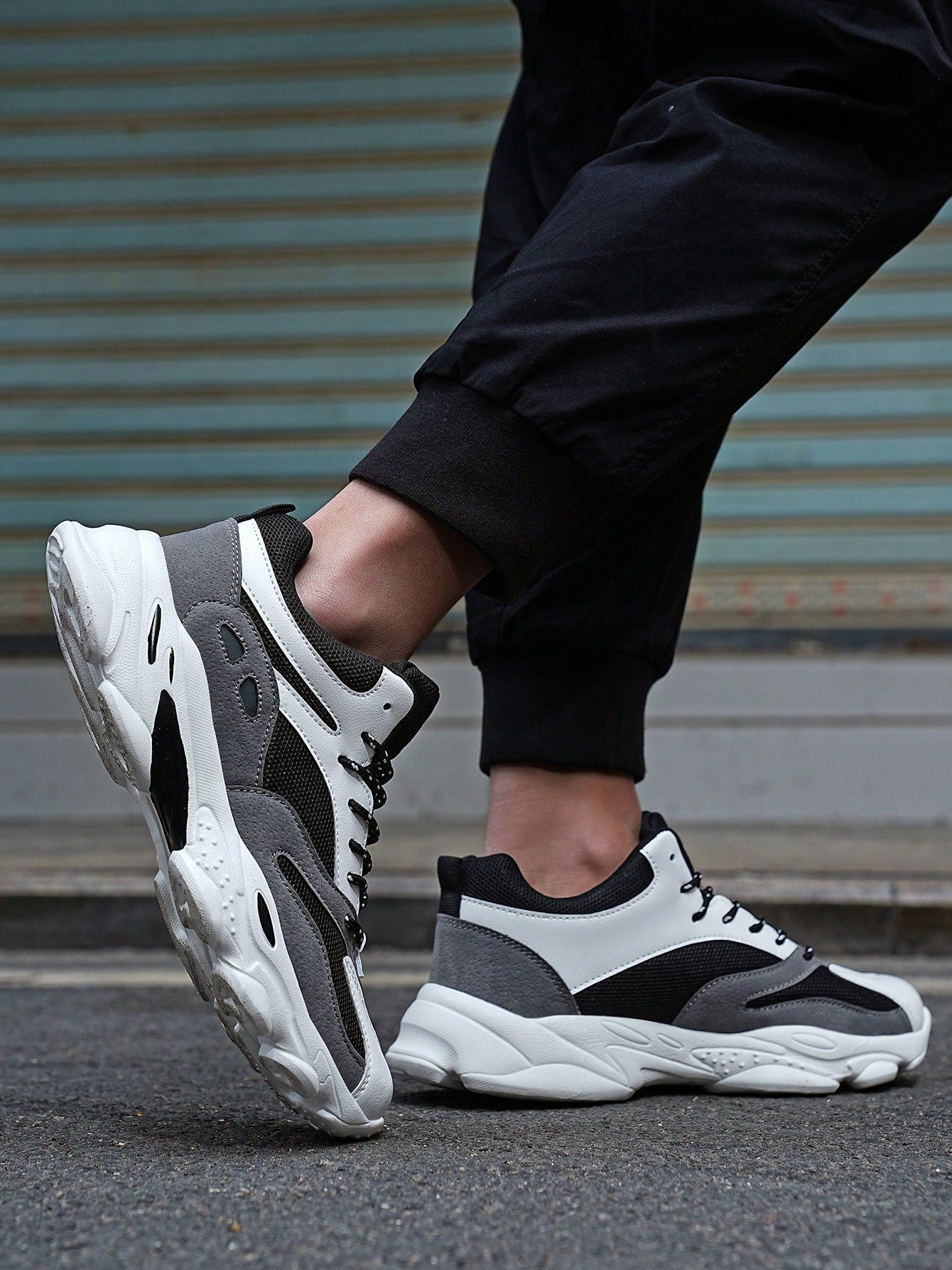 Tênis Corrida Estrutura Resistente Design Moderno