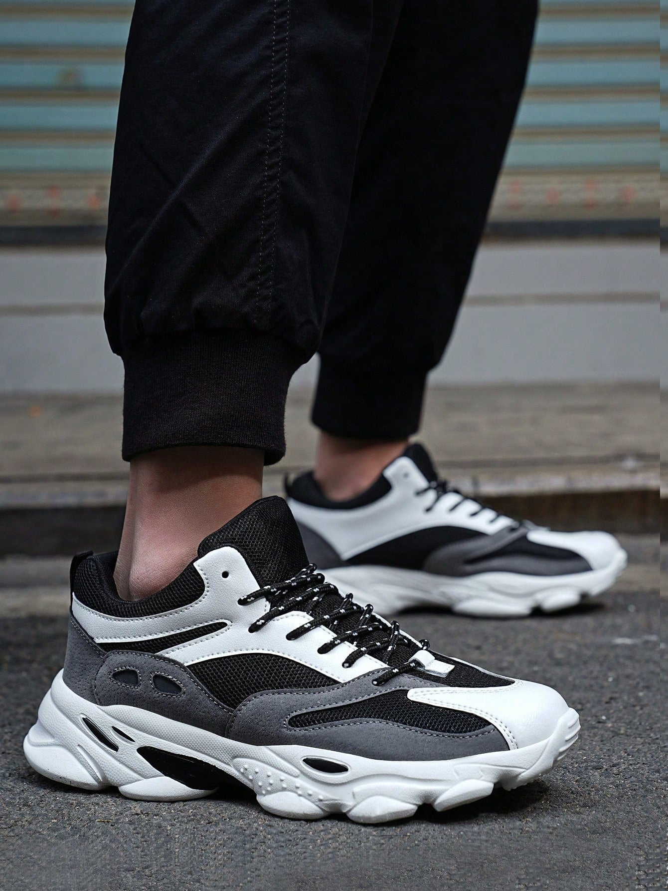 Tênis Corrida Estrutura Resistente Design Moderno