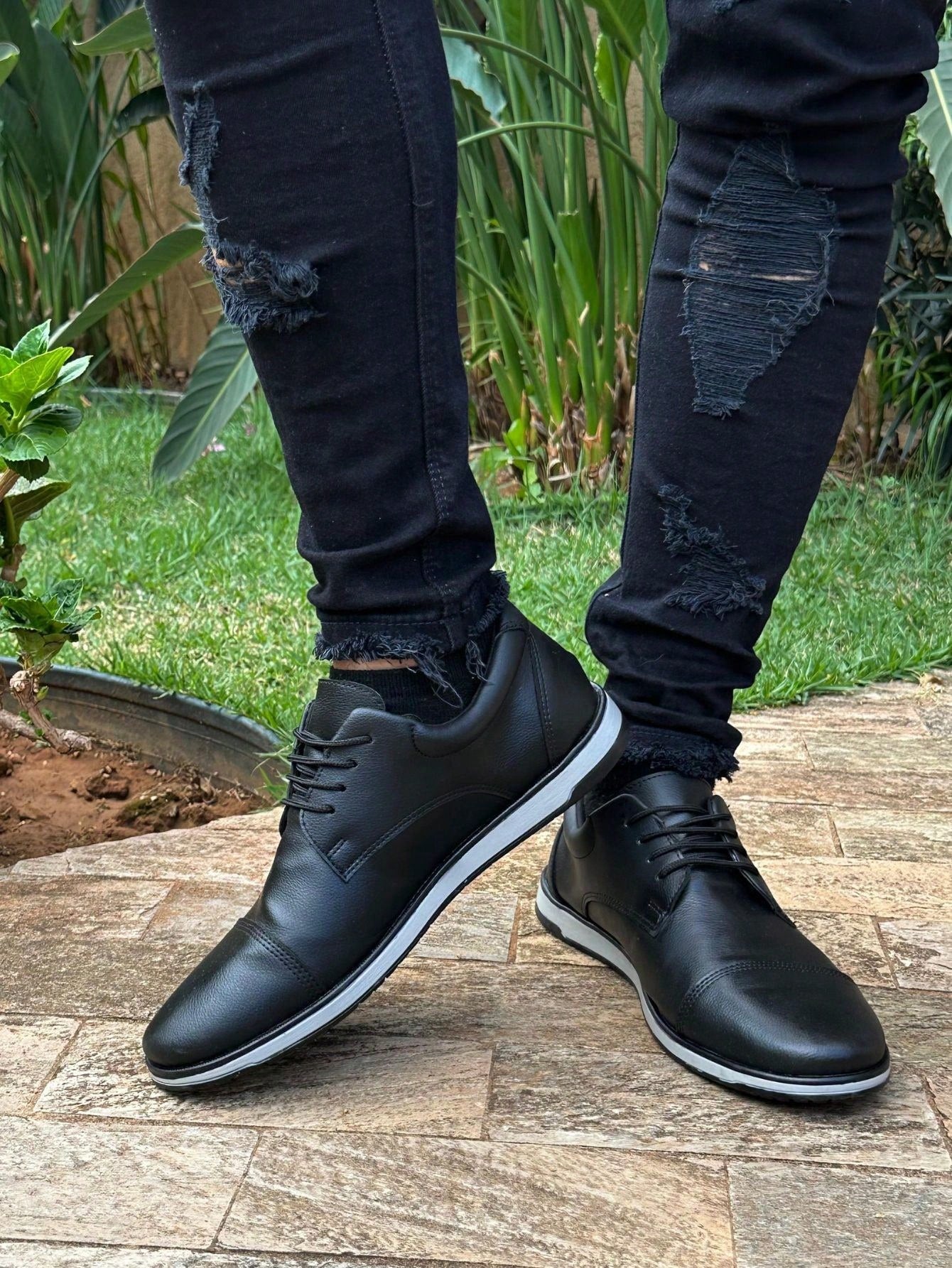 Tênis Casual Couro Com Solado Baixo Confortável