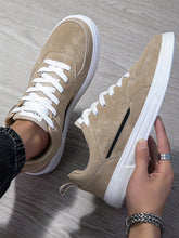 Tênis Casual Cano Baixo Camurça Design Clean