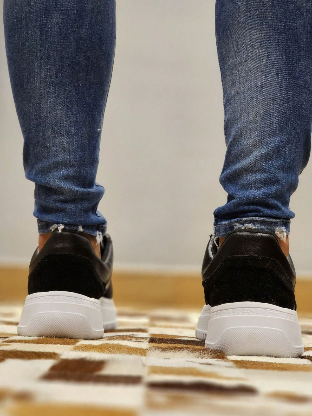 Tênis Casual Cano Baixo Texturizado Solado Robusto