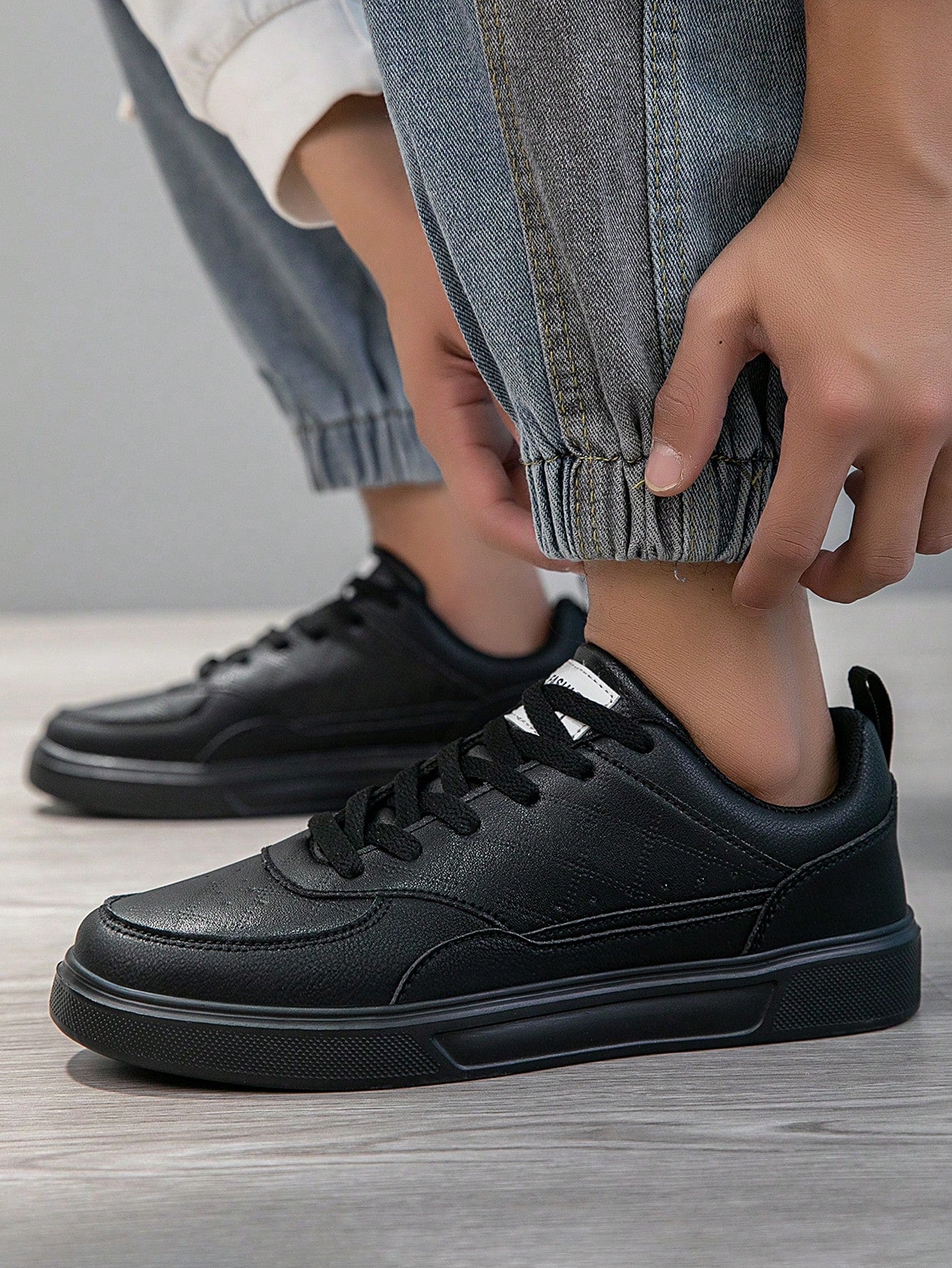 Tênis Casual Cano Baixo Estruturado Solado Reforçado