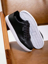 Tênis Casual Cano Baixo Estruturado Solado Resistente