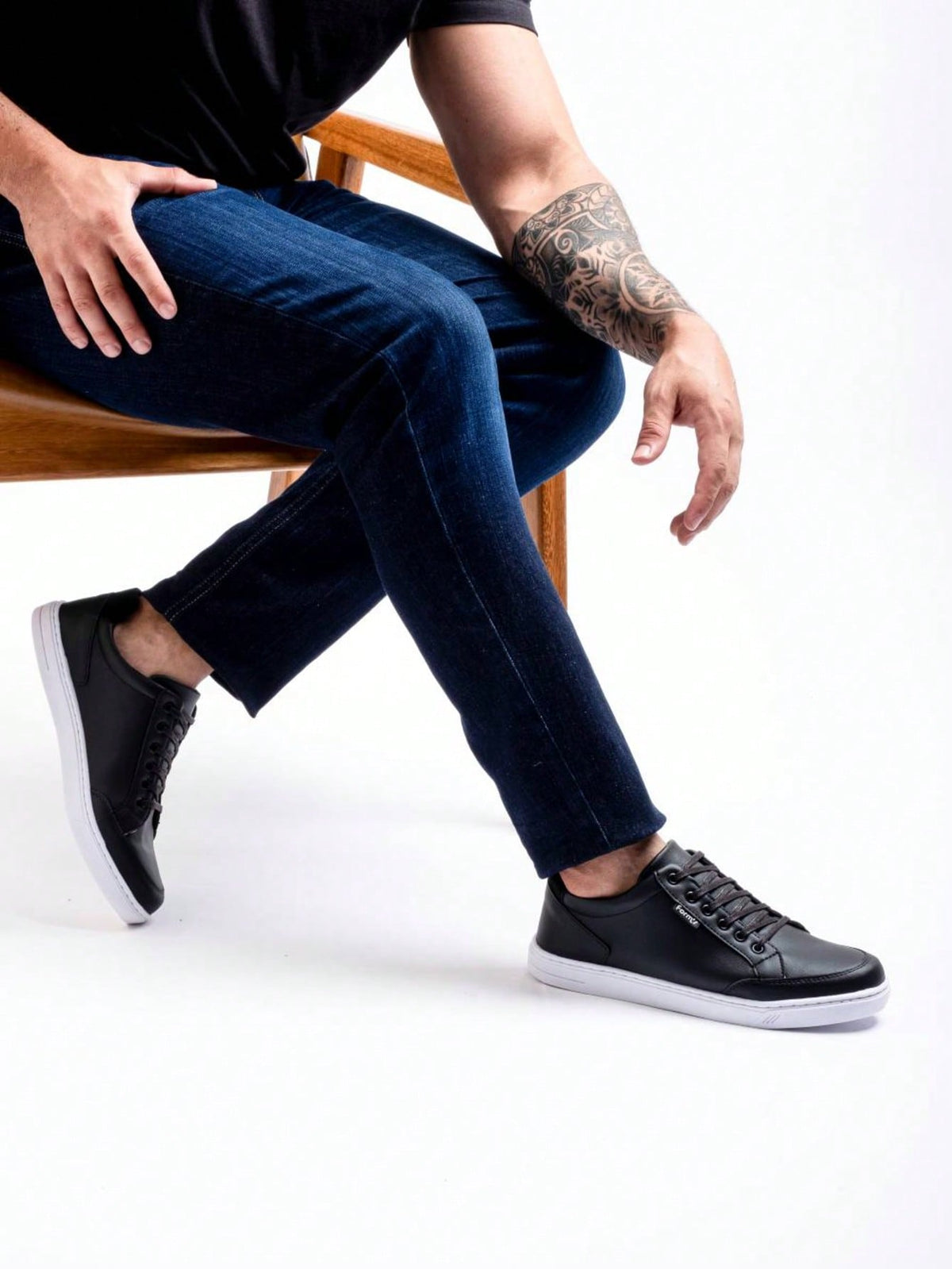 Tênis Casual Cano Baixo Estruturado Solado Resistente