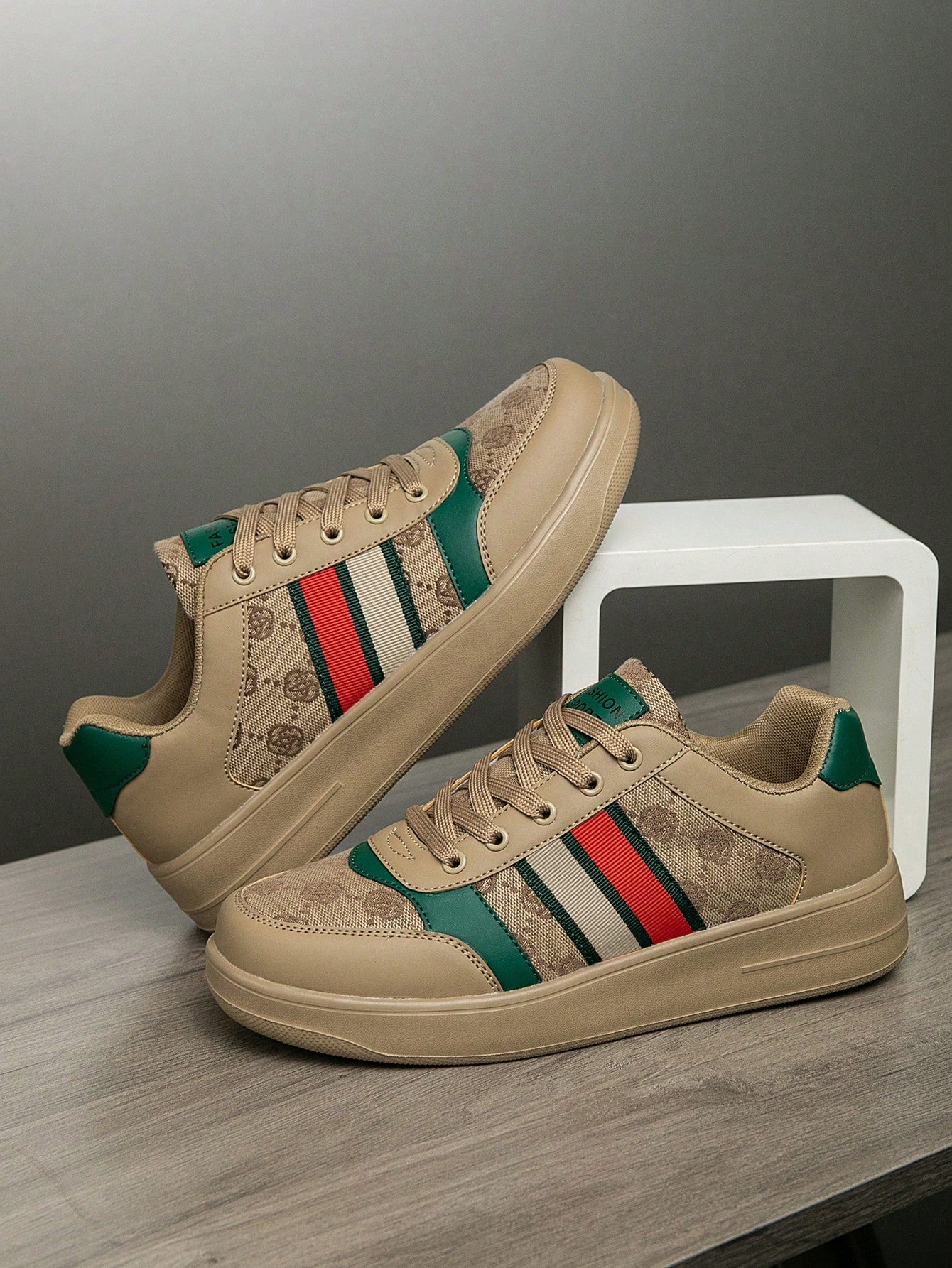 Tênis Street Cano Baixo Solado Resistente