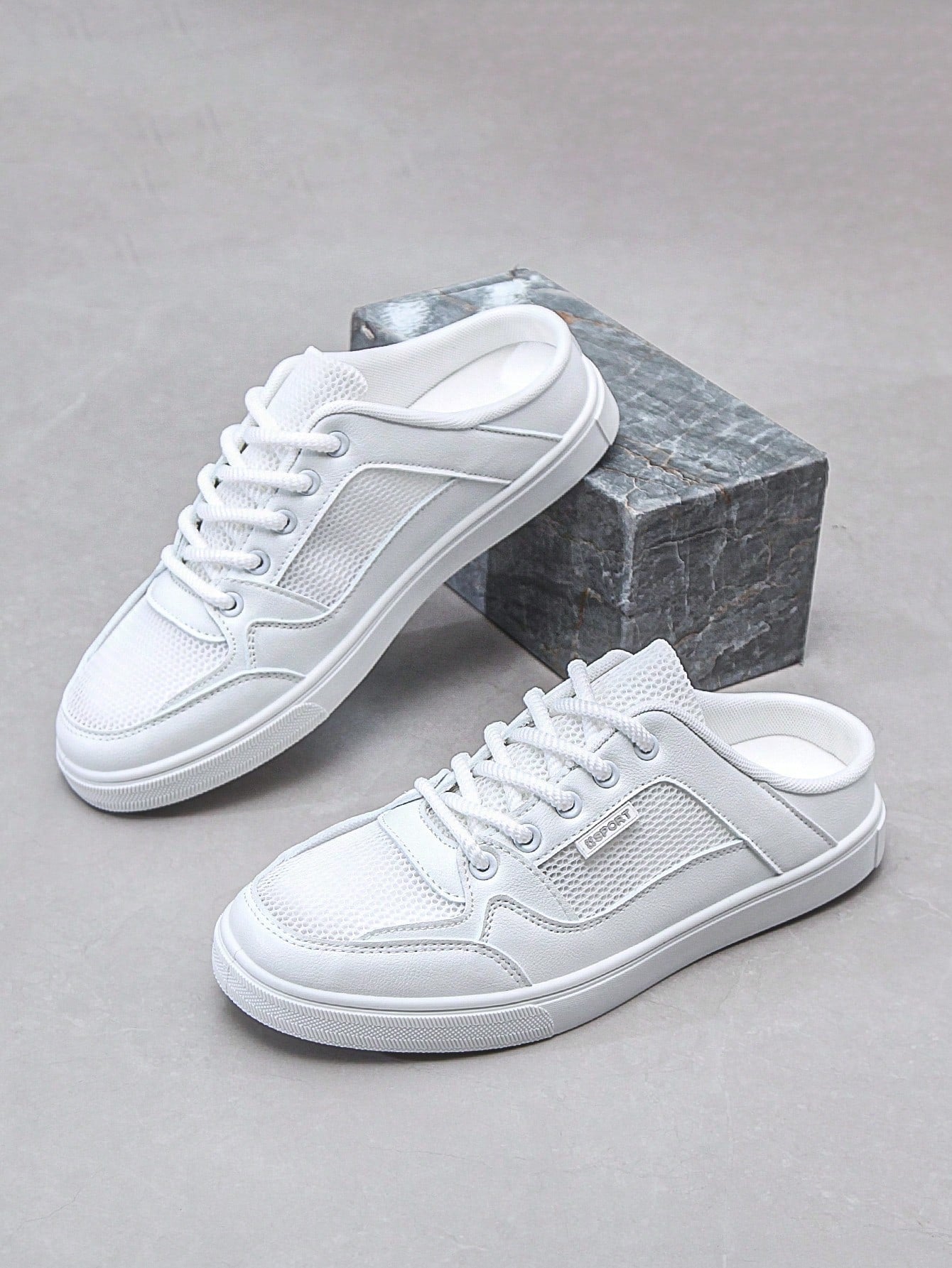 Tênis Casual Mule Lona Com Detalhe Respirável