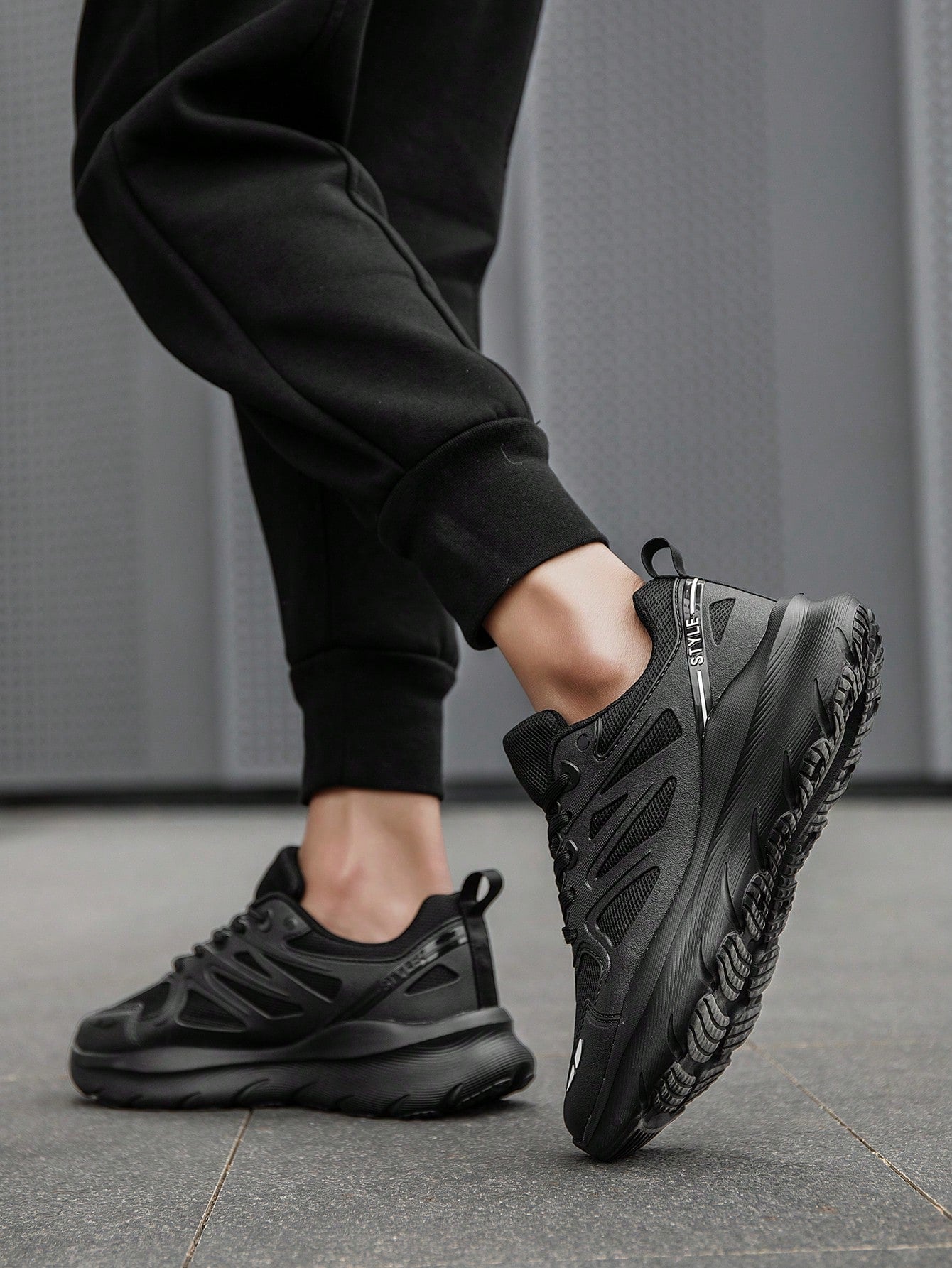 Tênis Chunky Cano Baixo Mesh Respirável