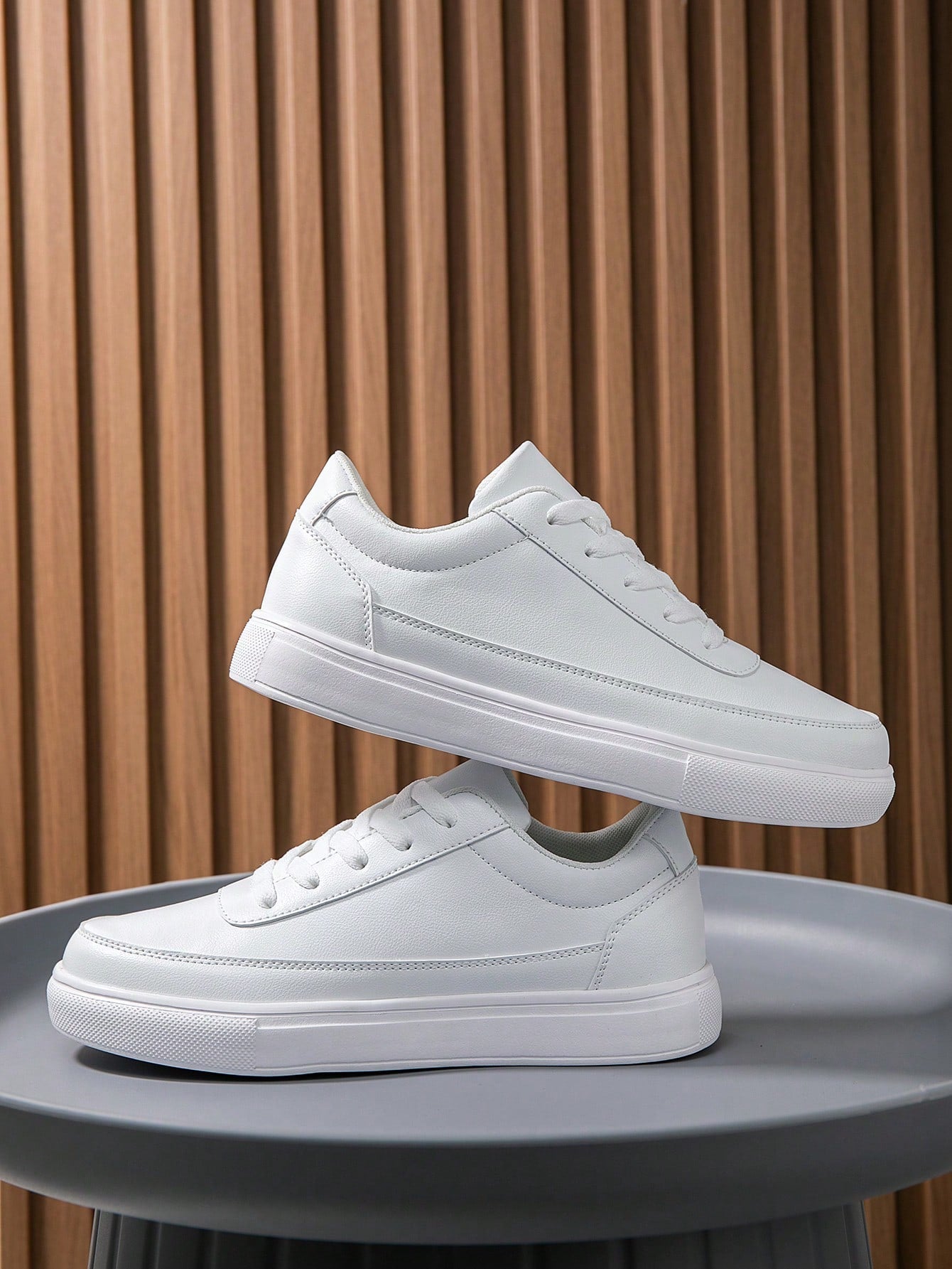 Tênis Casual Couro Design Minimalista Com Solado Durável