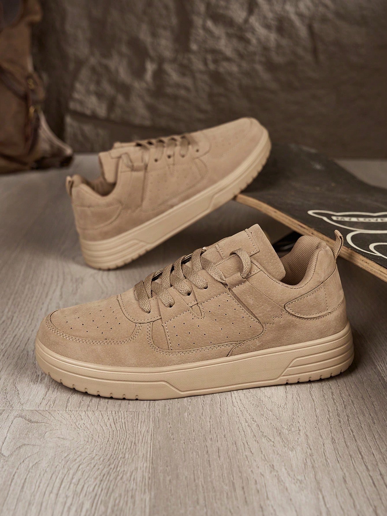 Tênis Street Cano Baixo Estrutura Reforçada