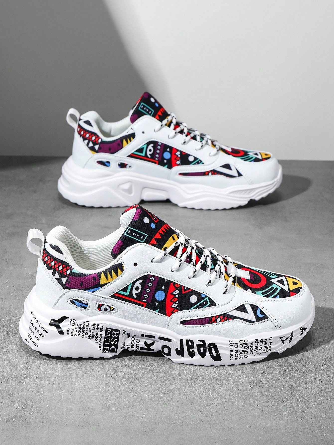 Tênis Corrida Estampado Solado Grosso Resistente