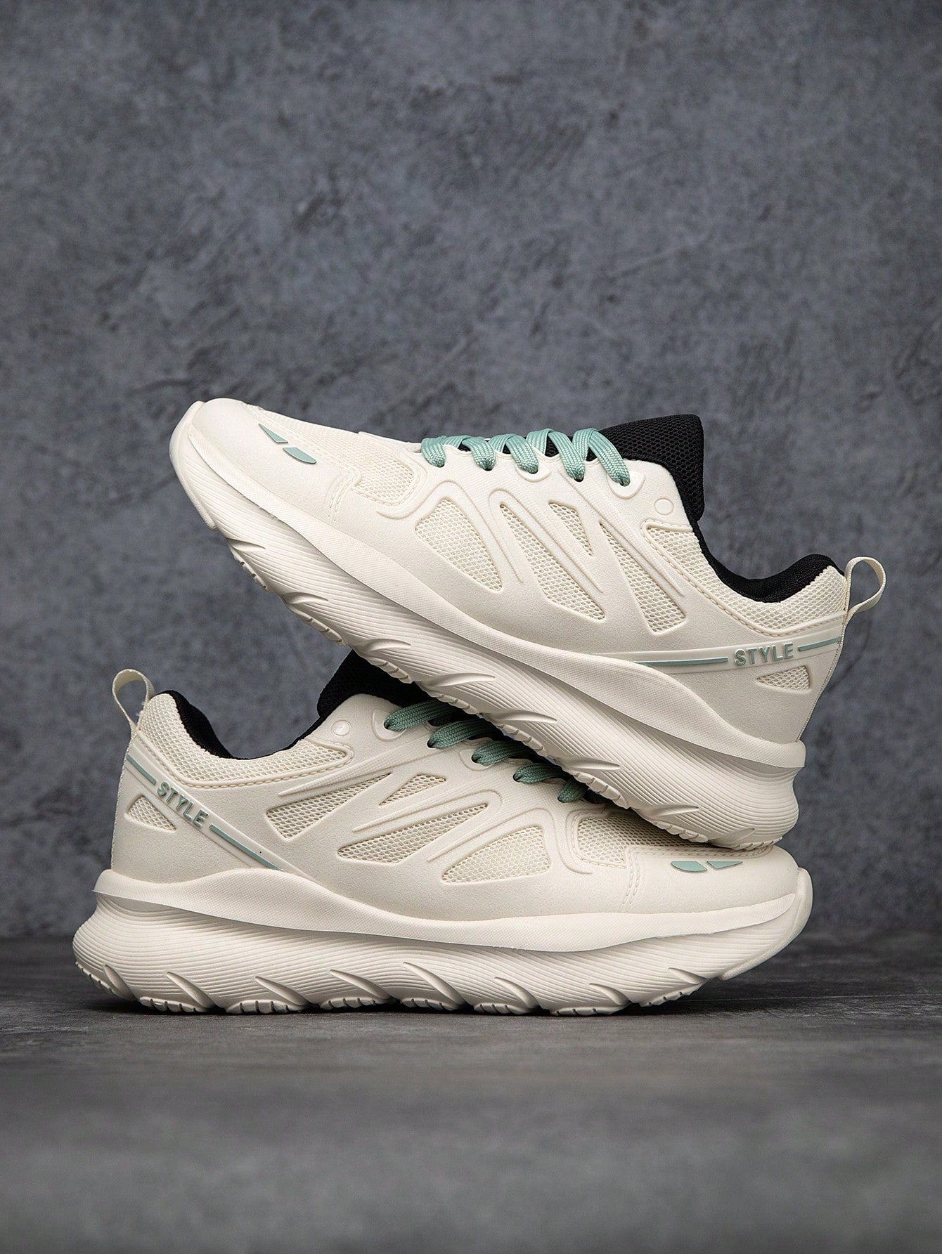 Tênis Corrida Estrutura Leve Respirável