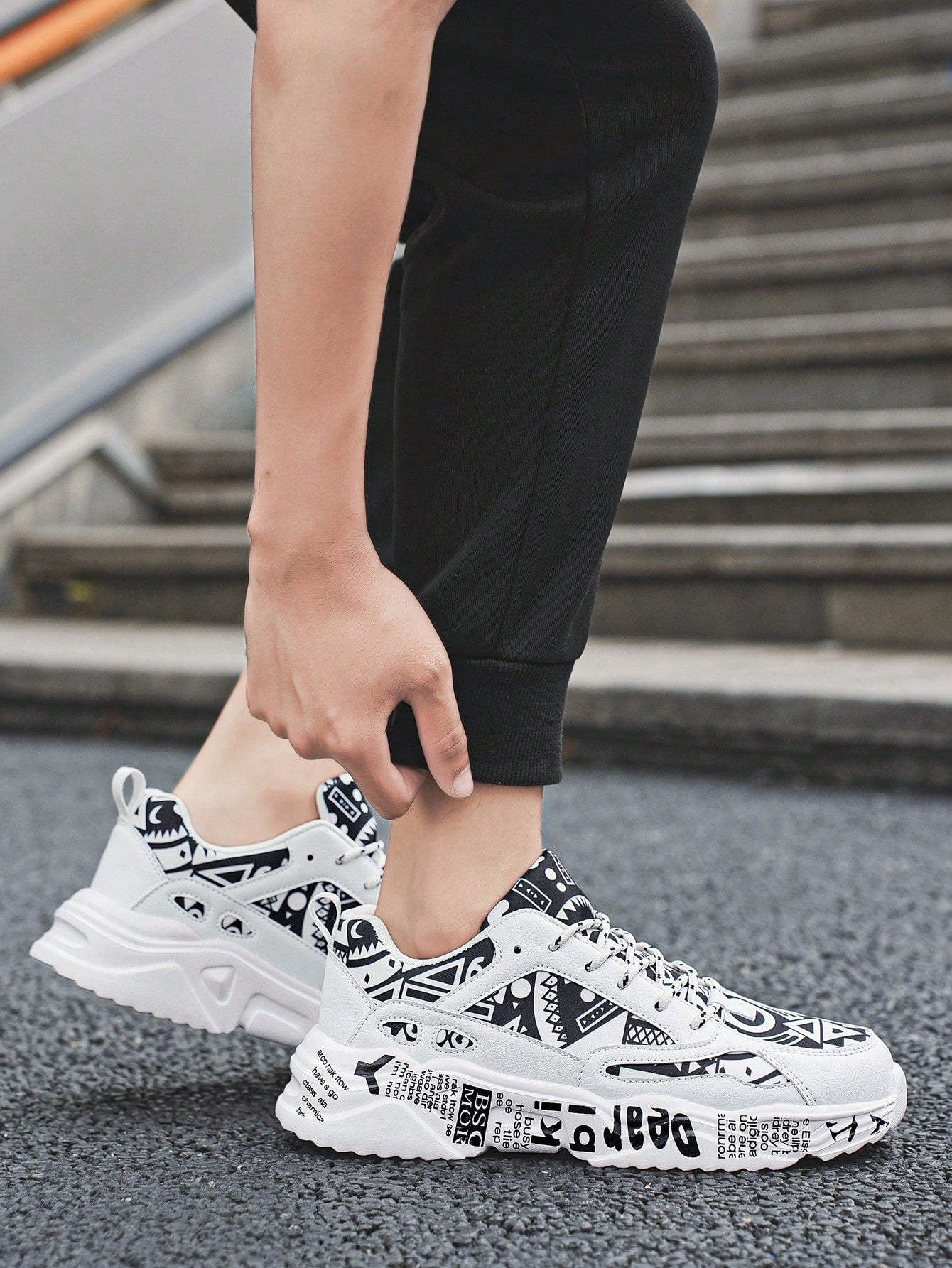 Tênis Corrida Estampado Solado Resistente