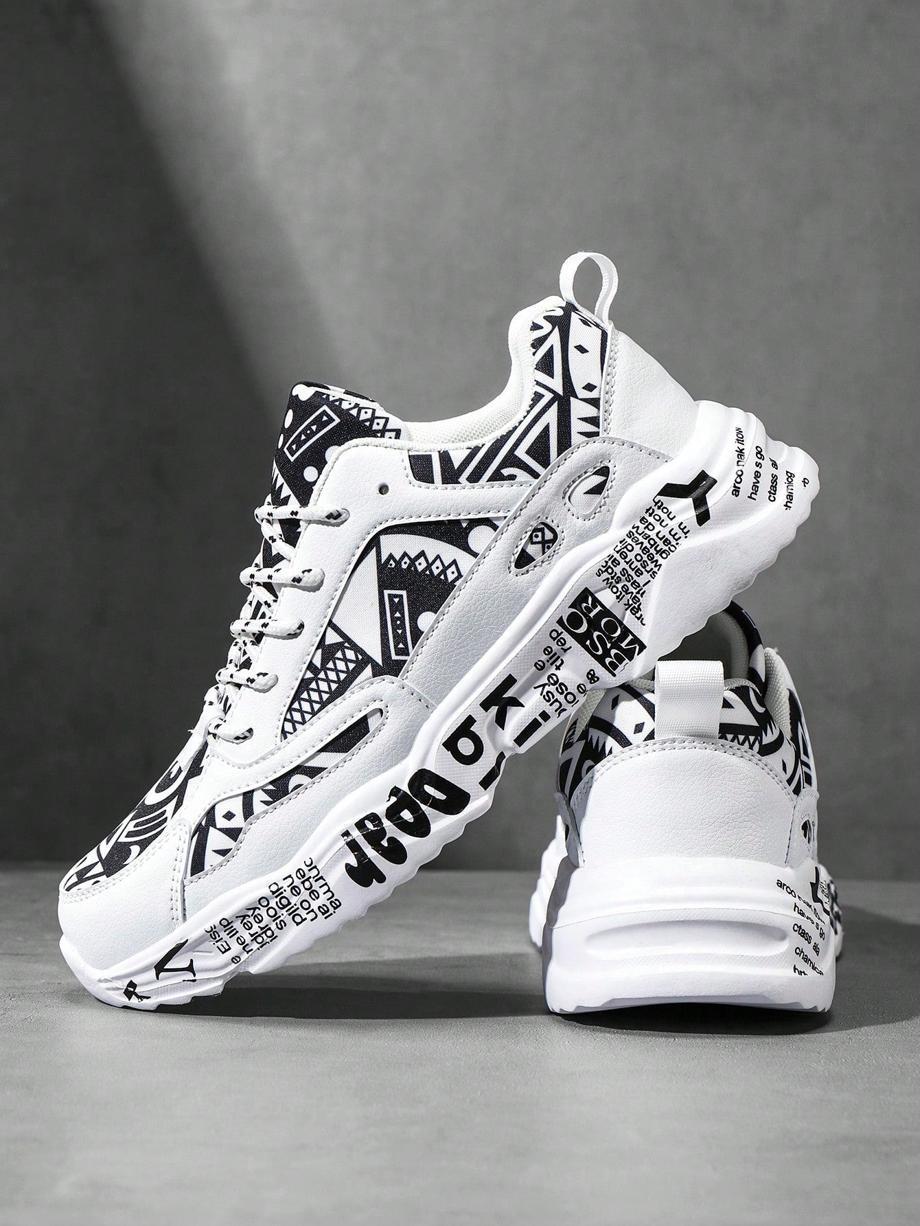 Tênis Corrida Estampado Solado Resistente