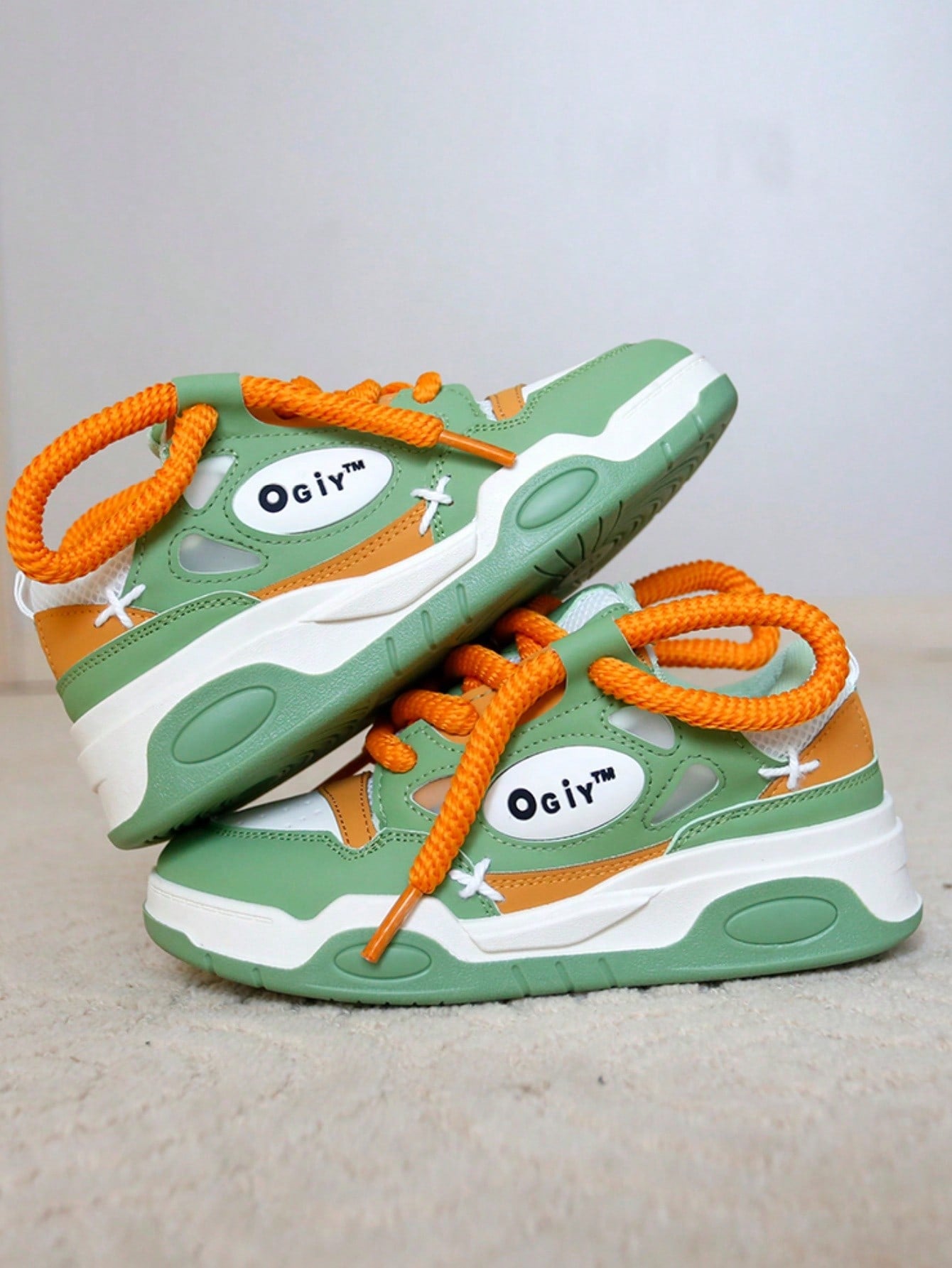 Tênis Chunky Design Anos 90 Solado Robusto