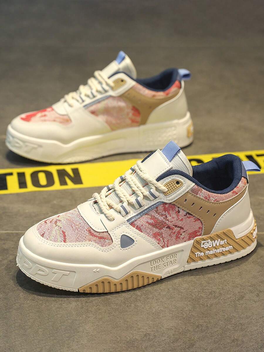 Tênis Street Estilo Urbano Com Detalhes Estampados