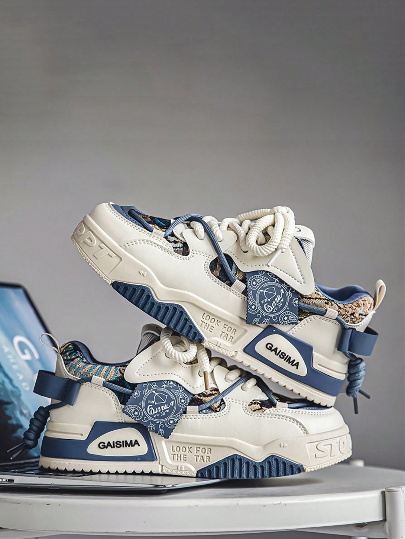 Tênis Chunky Estrutura Robusta Visual Diferenciado