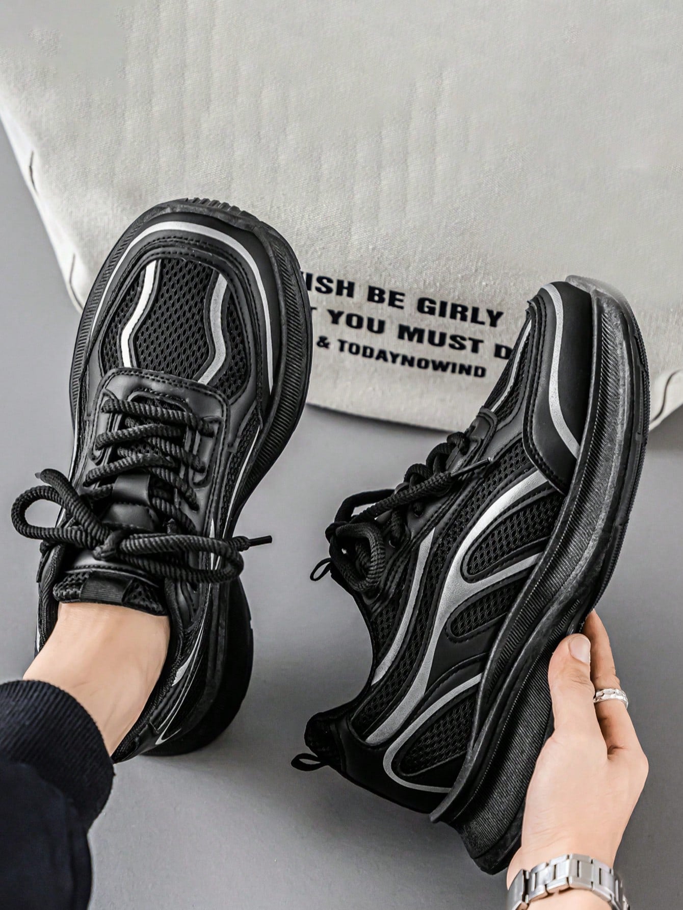 Tênis Chunky Esportivo Com Detalhes Refletivos