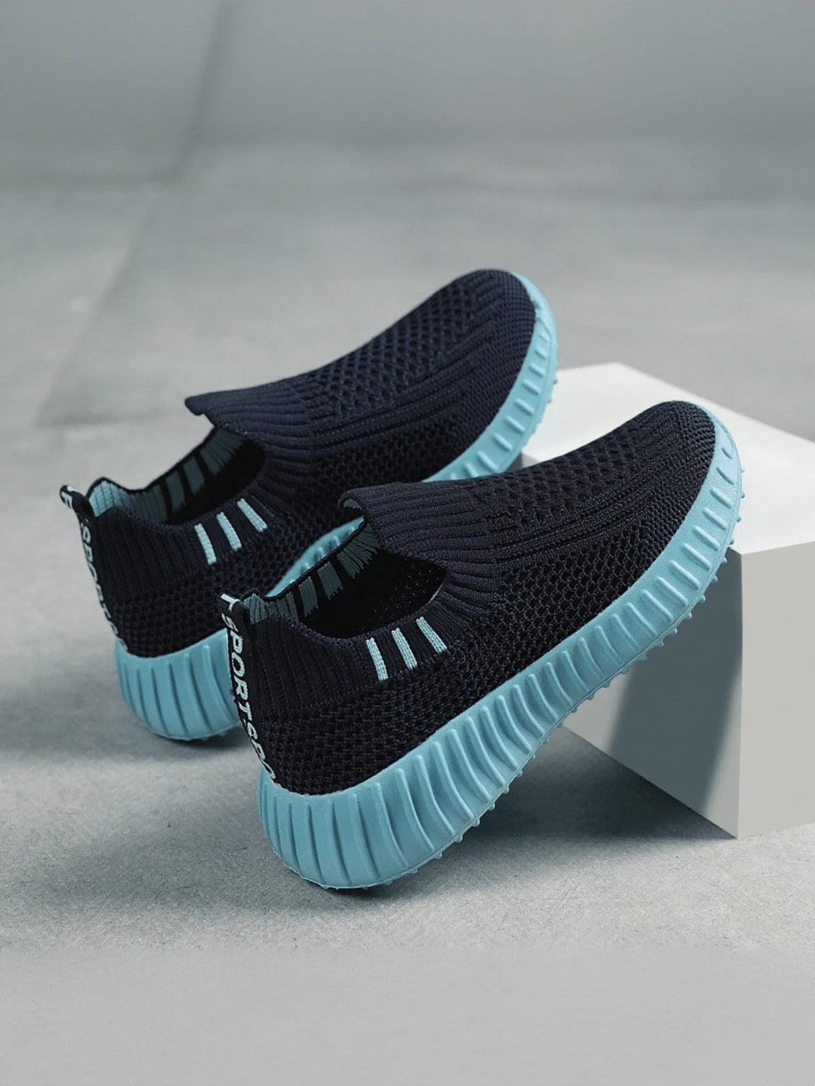 Tênis Corrida Knit Flexível Confortável