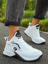 Tênis Corrida Cano Alto Design Moderno