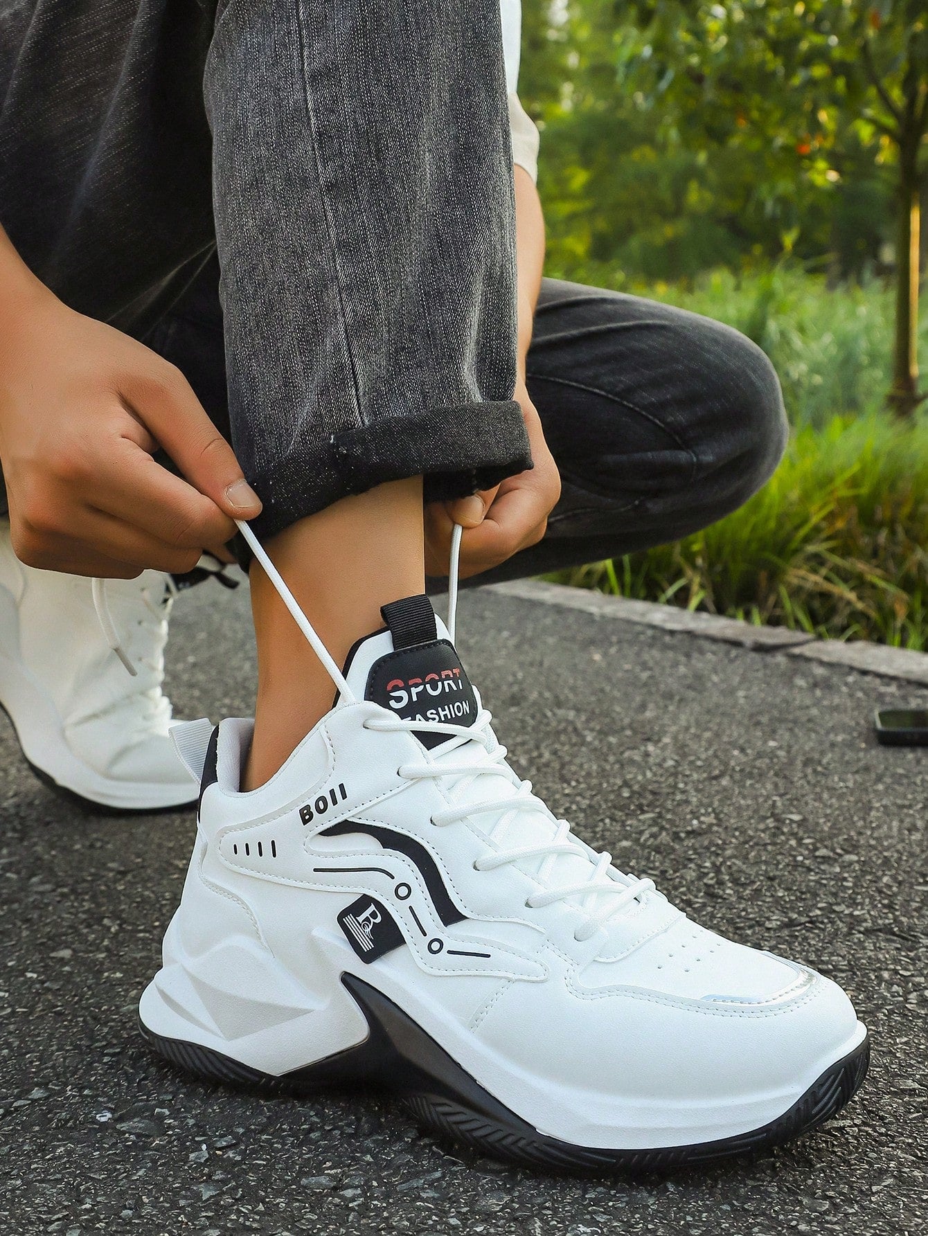 Tênis Corrida Cano Alto Design Moderno