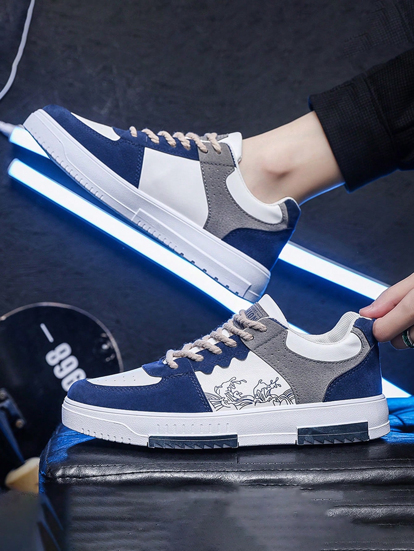 Tênis Street Recortes Modernos Solado Reforçado