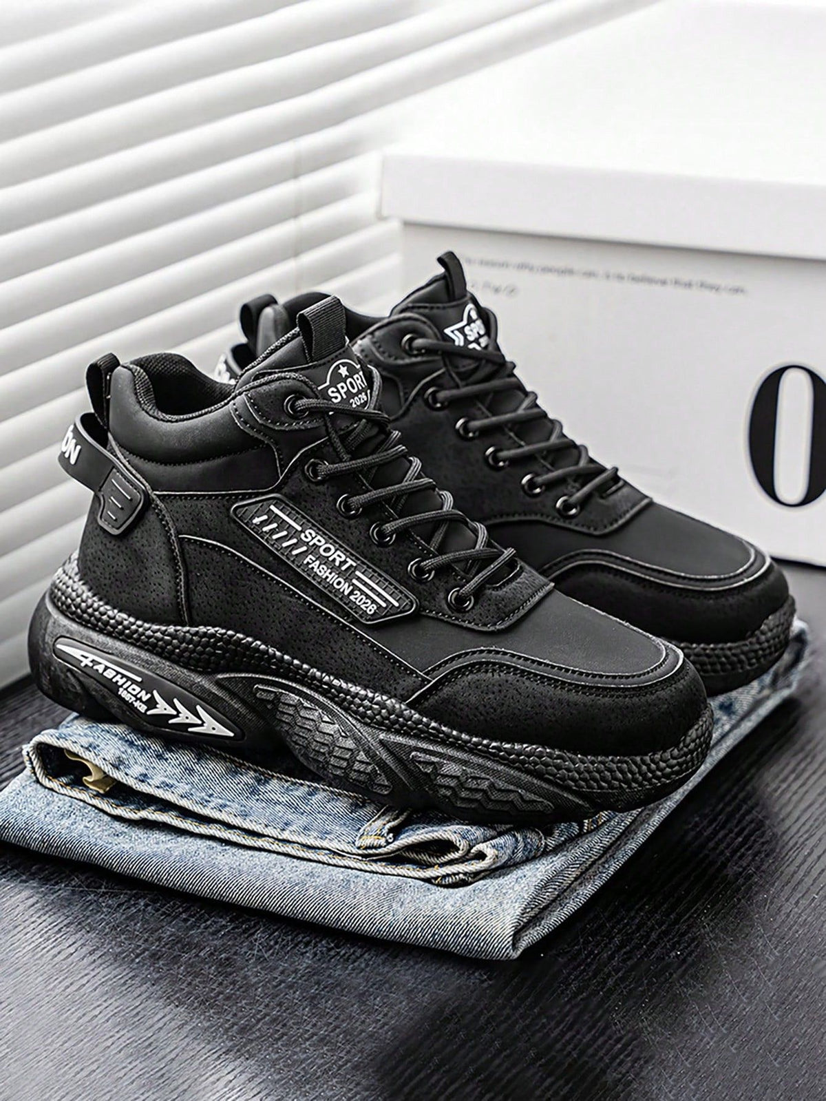 Tênis Chunky Estruturado Estilo Urbano Street