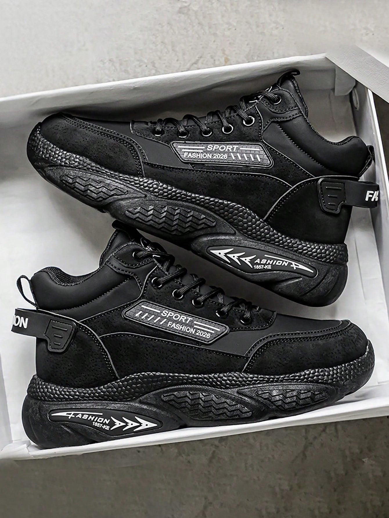 Tênis Chunky Estruturado Estilo Urbano Street