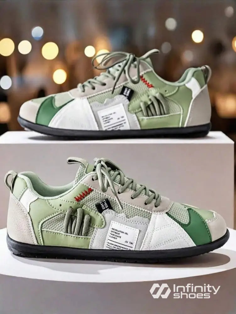 Tênis Casual Com Cabedal Multimaterial E Solado Resistente Tênis Casual Com Cabedal Multimaterial E Solado Resistente