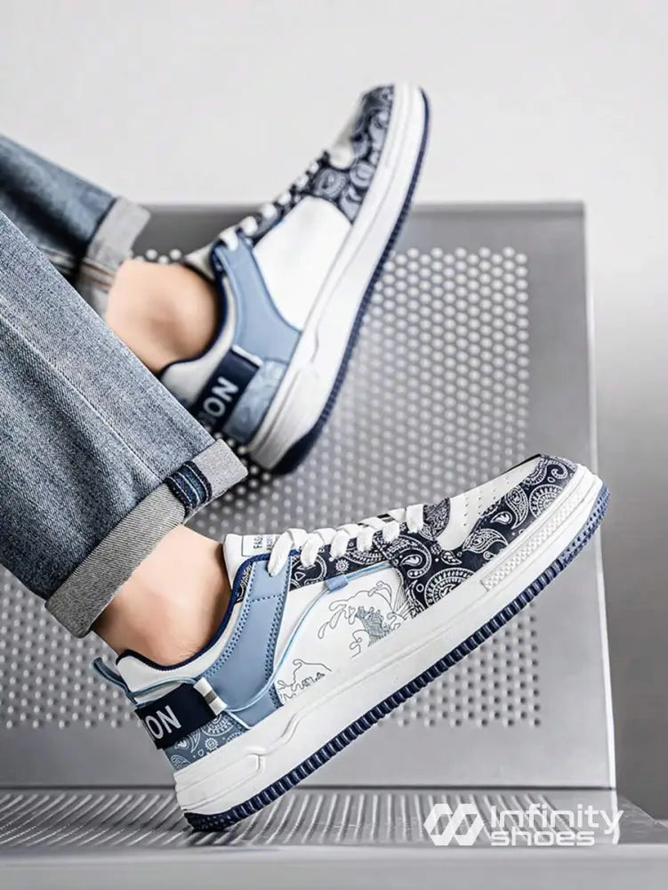 Tênis Casual Estampado Com Perfurações E Solado Resistente Tênis Casual Estampado Com Perfurações E Solado Resistente