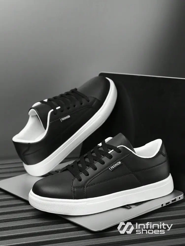 Tênis Casual Sintético Com Costura Lateral E Solado Tênis Casual Sintético Com Costura Lateral E Solado