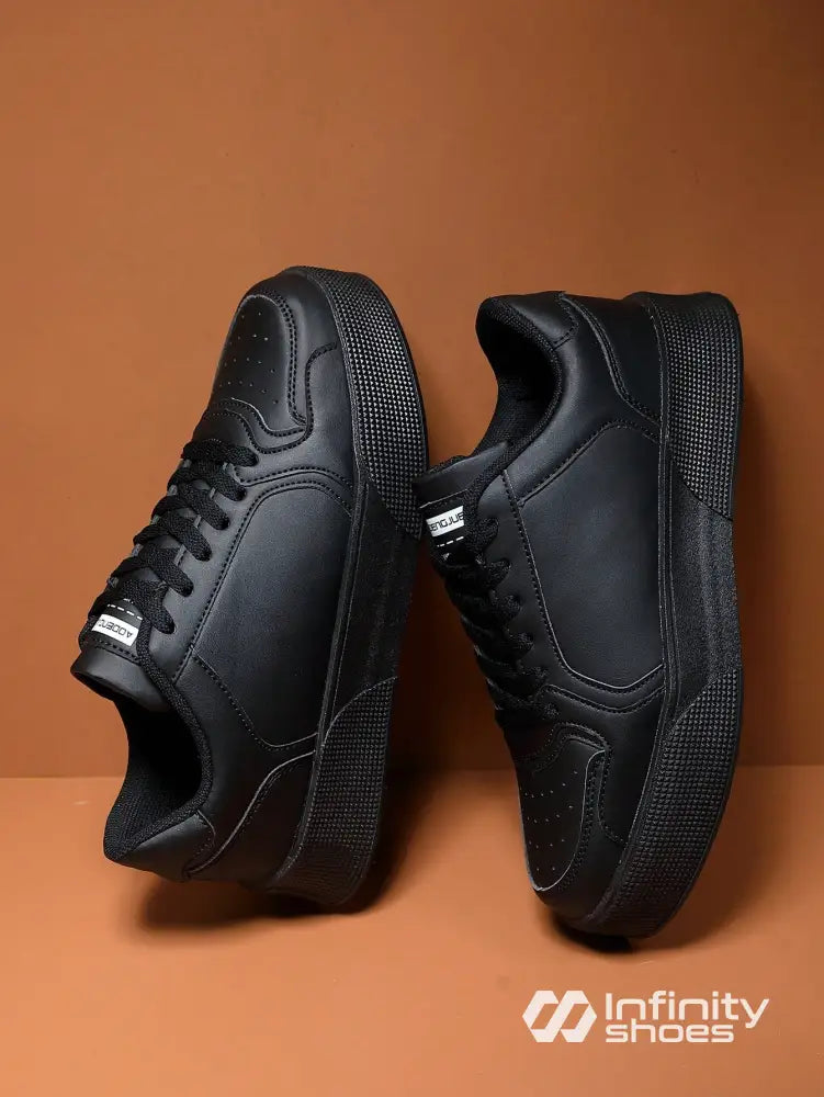 Tênis Casual Sintético Com Design Minimalista E Solado Alto Tênis Casual Sintético Com Design Minimalista E Solado Alto