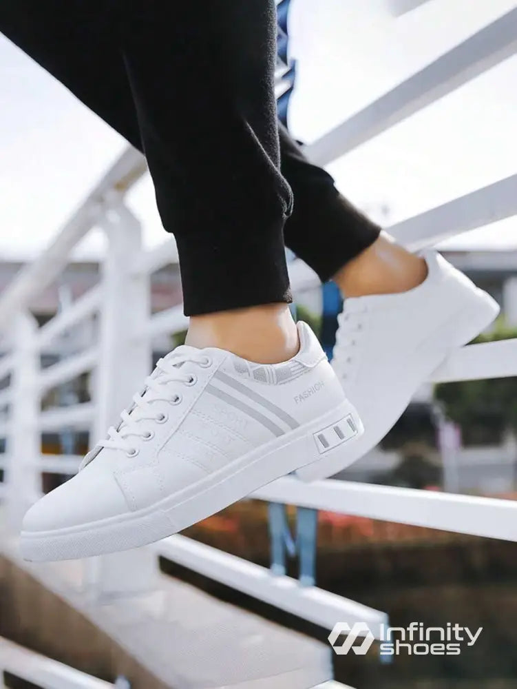 Tênis Casual Sintético Com Estilo Esportivo E Solado Resistente Tênis Casual Sintético Com Estilo Esportivo E Solado