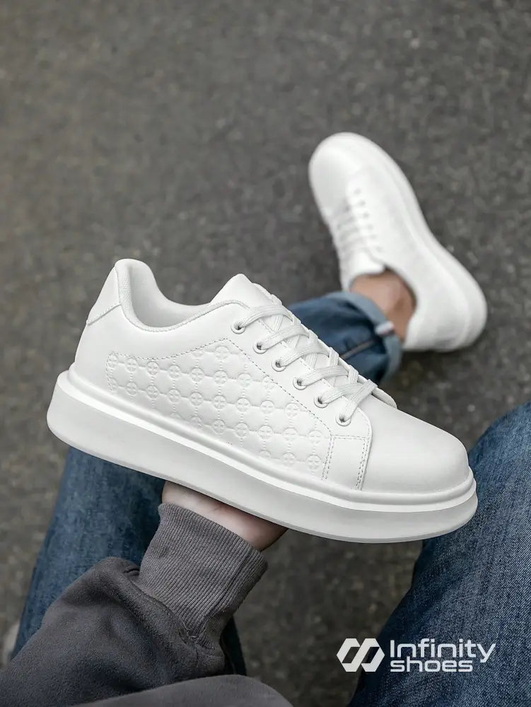 Tênis Casual Sintético Com Textura Lateral E Solado Plataforma Tênis Casual Sintético Com Textura Lateral E Solado