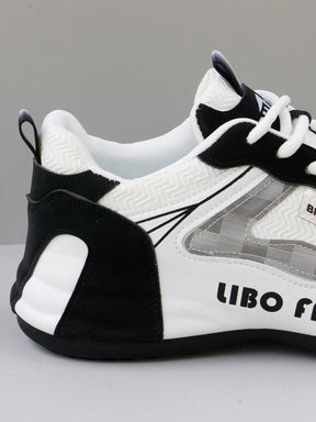 Tênis Casual Respirável Com Recortes Contrastantes