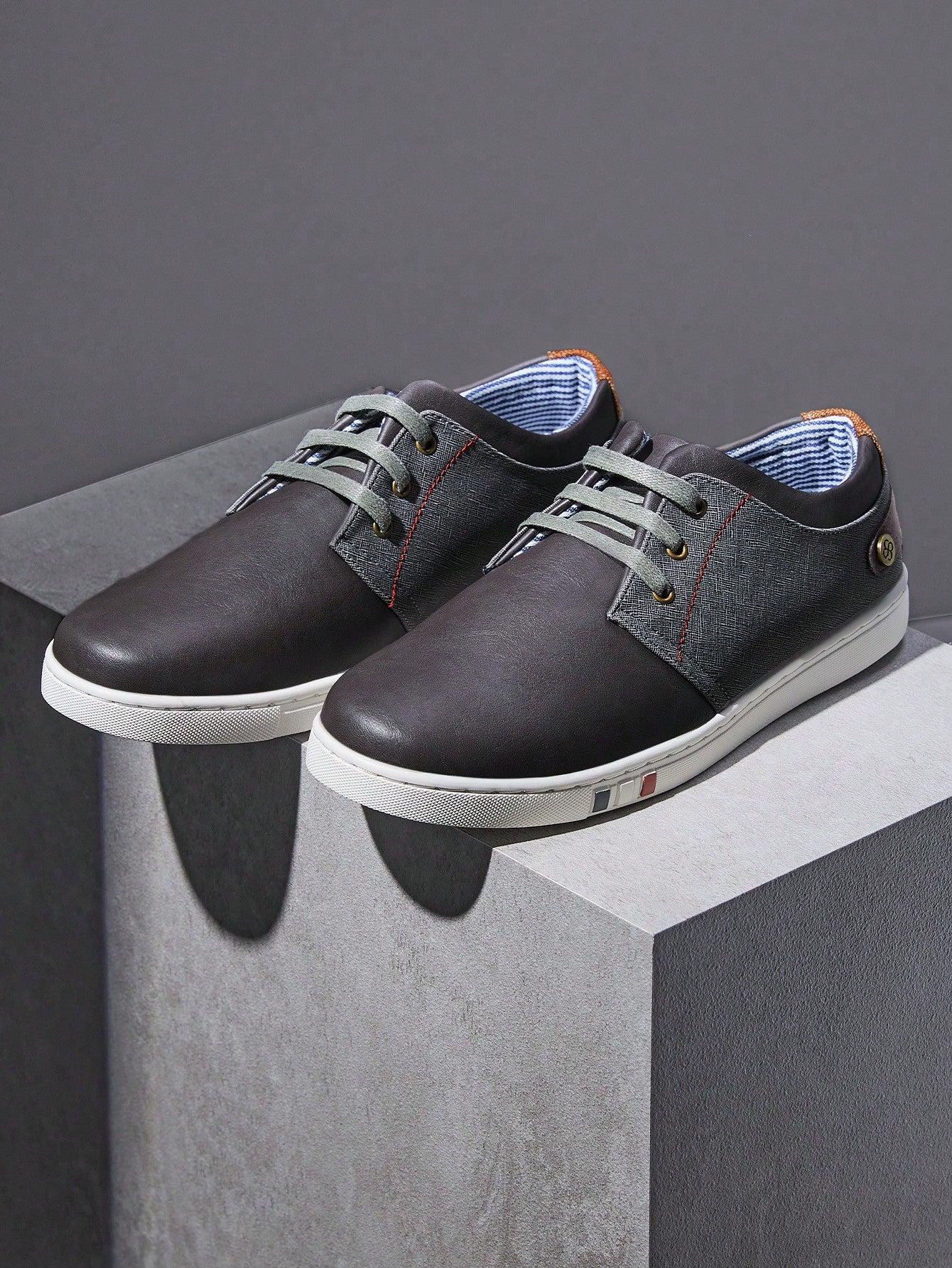 Tênis Casual Design Moderno Conforto Versátil