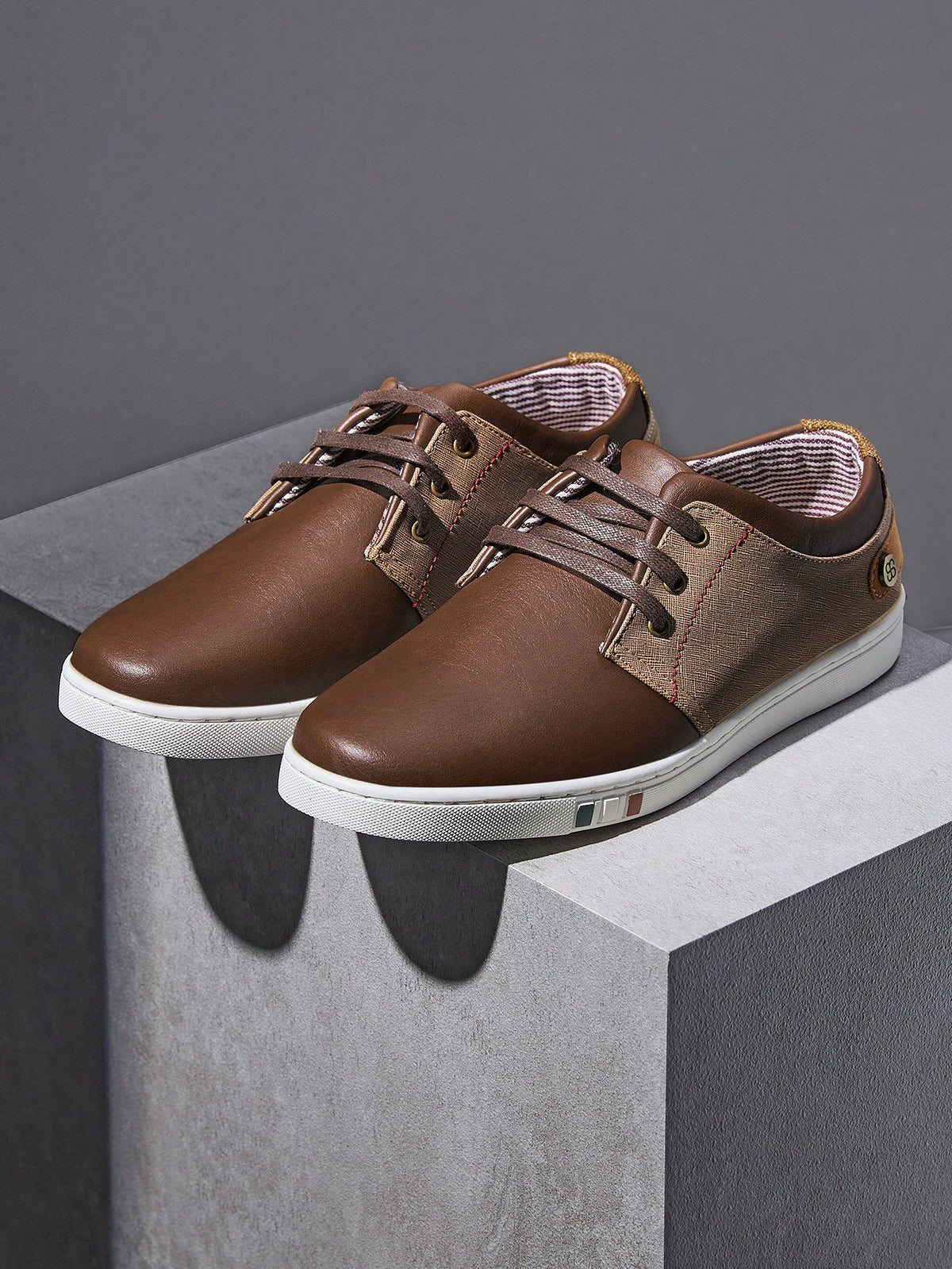 Tênis Casual Design Moderno Conforto Versátil