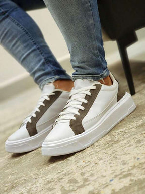 Tênis Casual Cano Baixo Com Recortes Solado Estruturado