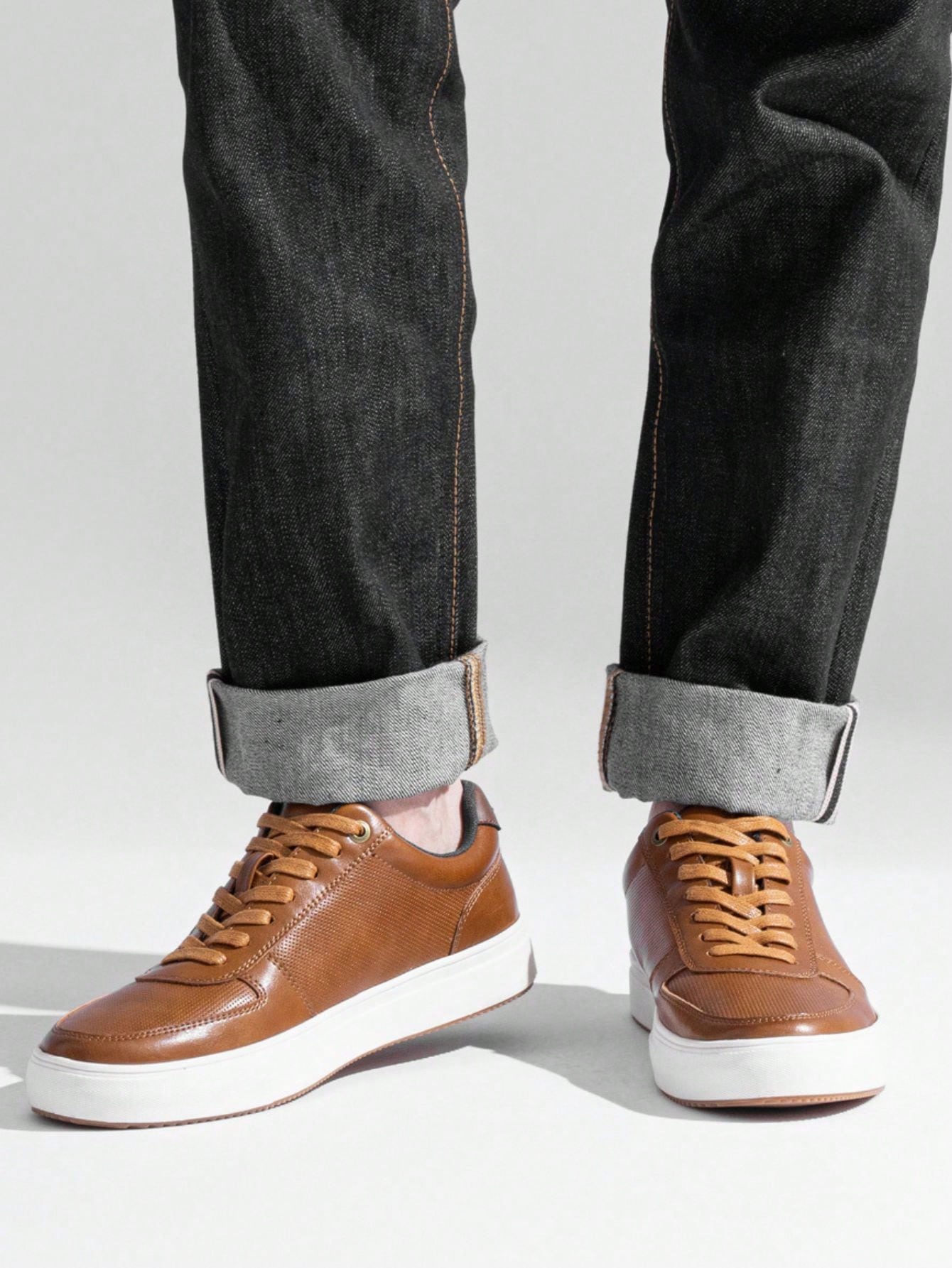 Tênis Casual Texturizado Design Moderno Urbano