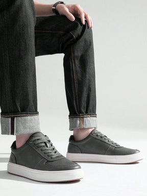 Tênis Casual Texturizado Design Moderno Urbano