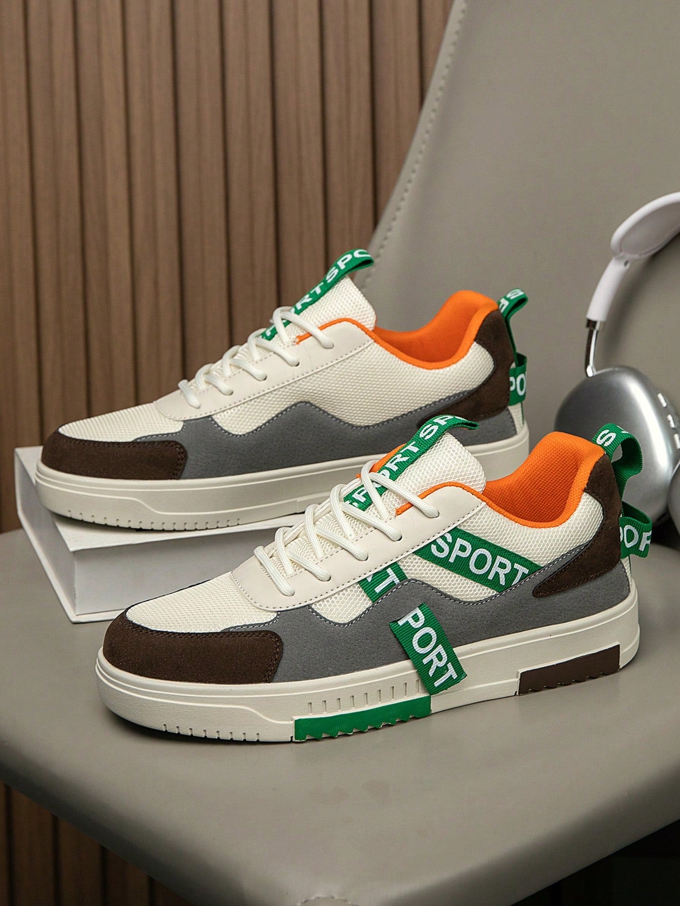 Tênis Casual Recortes Modernos Estampado Solado Robusto