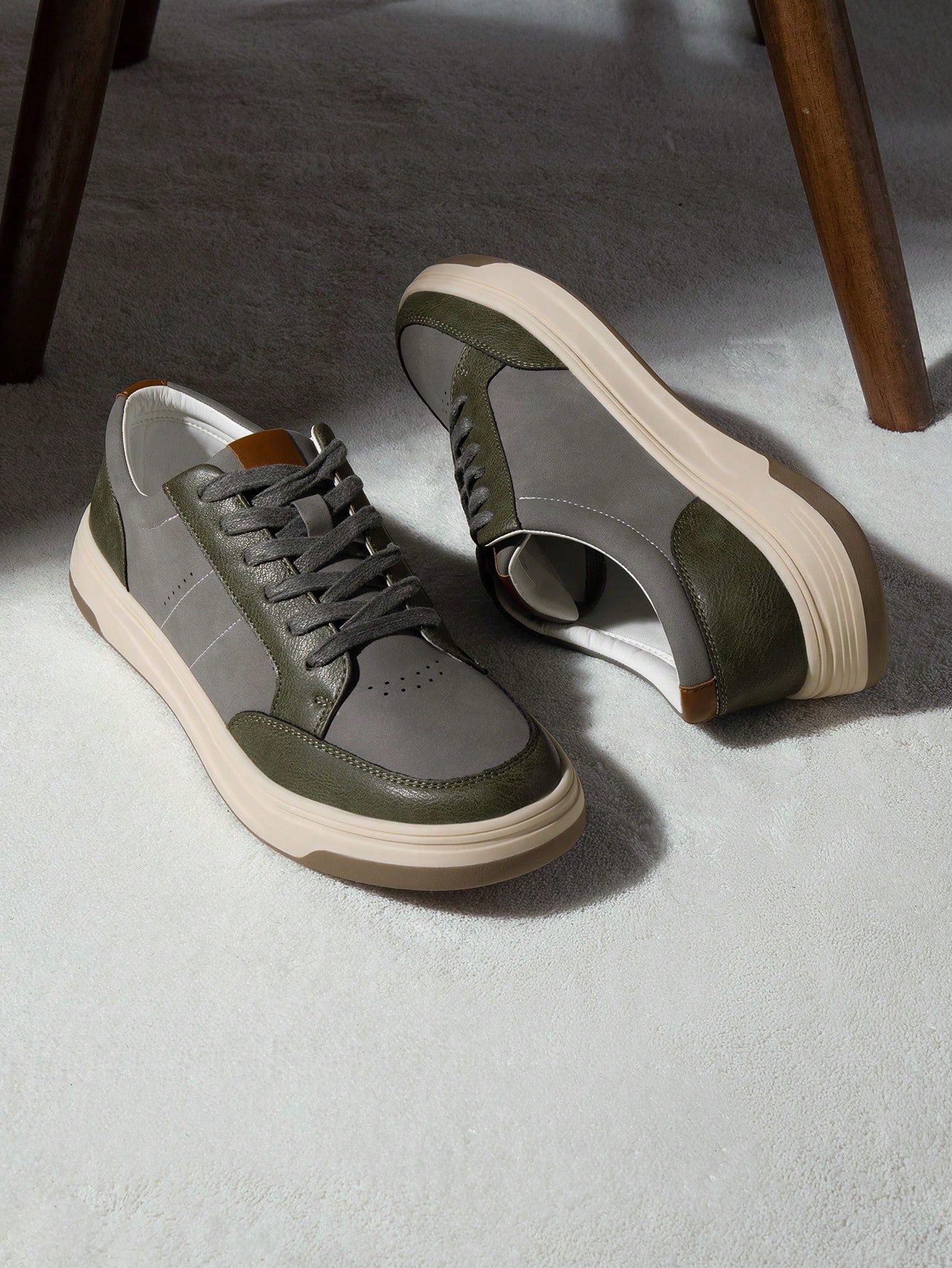 Tênis Casual Design Bicolor Conforto Moderno