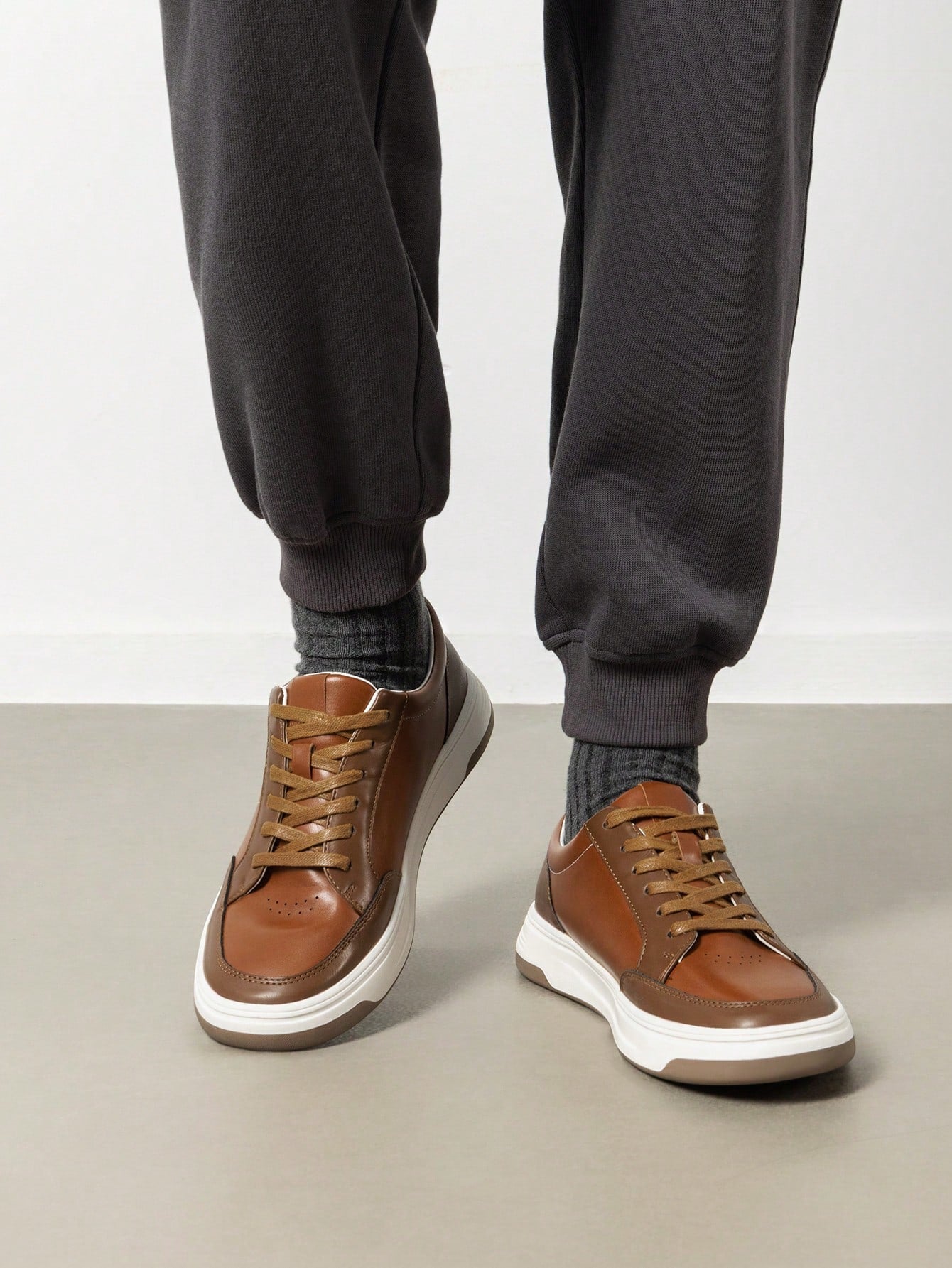 Tênis Casual Design Bicolor Conforto Moderno
