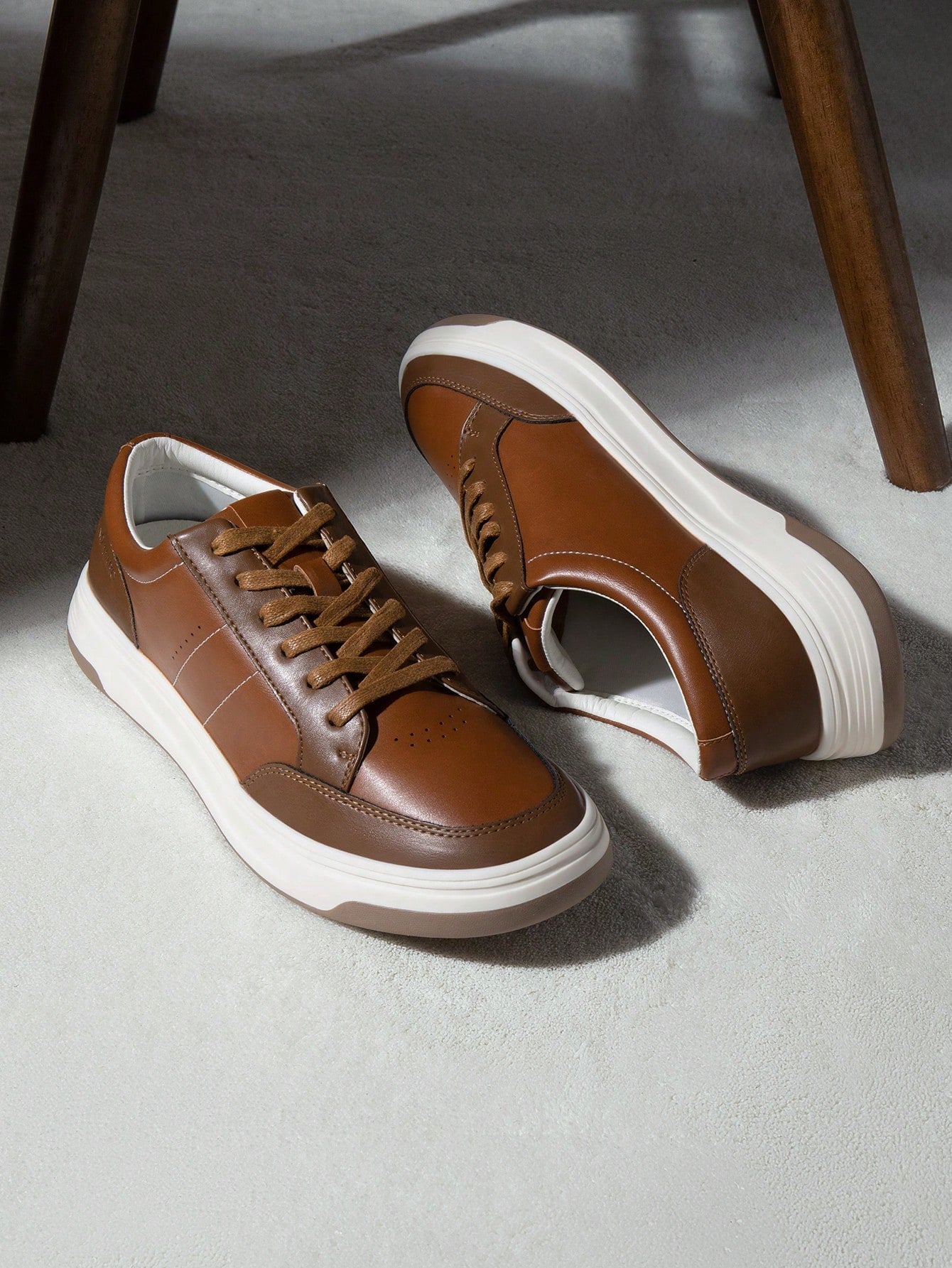 Tênis Casual Design Bicolor Conforto Moderno