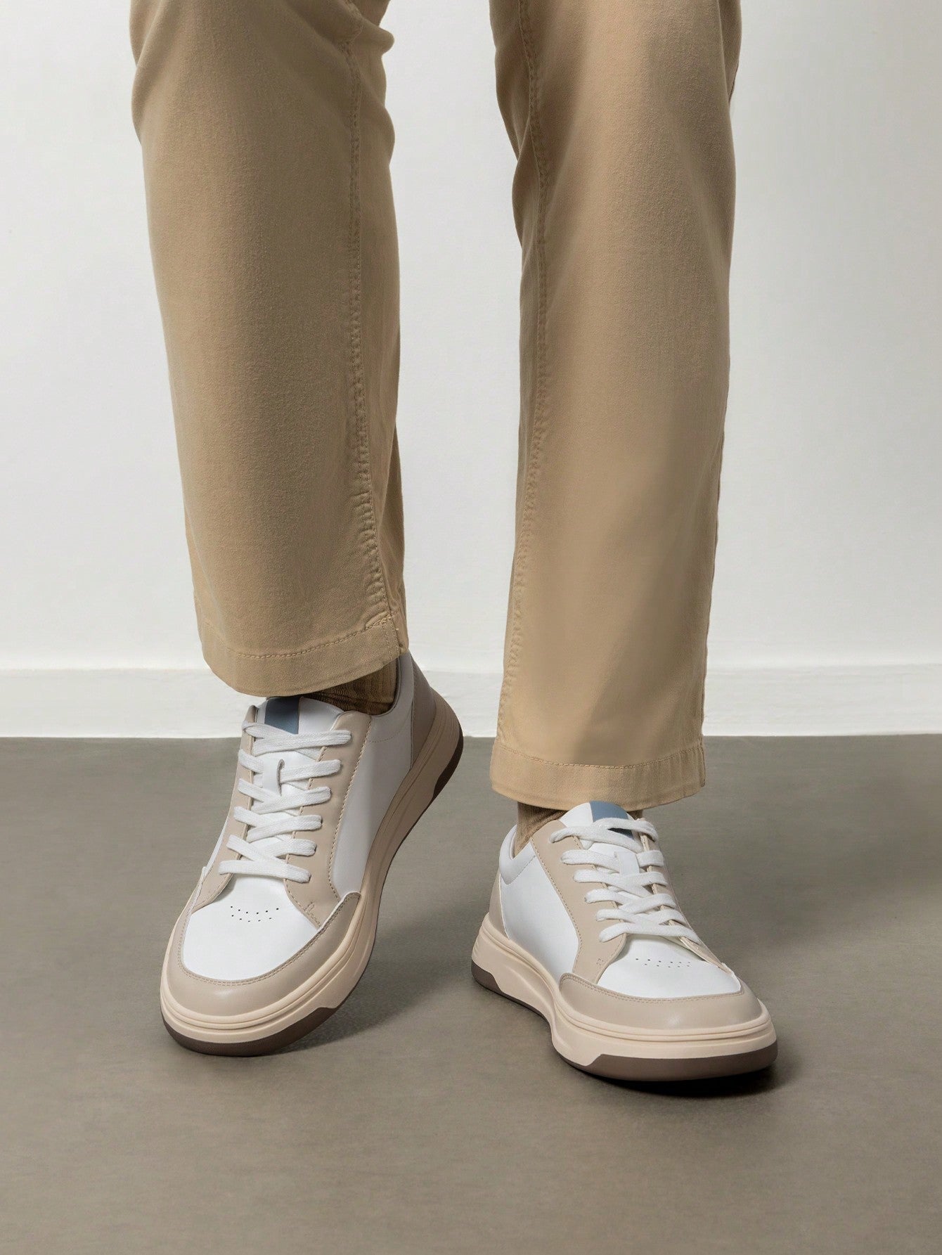 Tênis Casual Design Bicolor Conforto Moderno