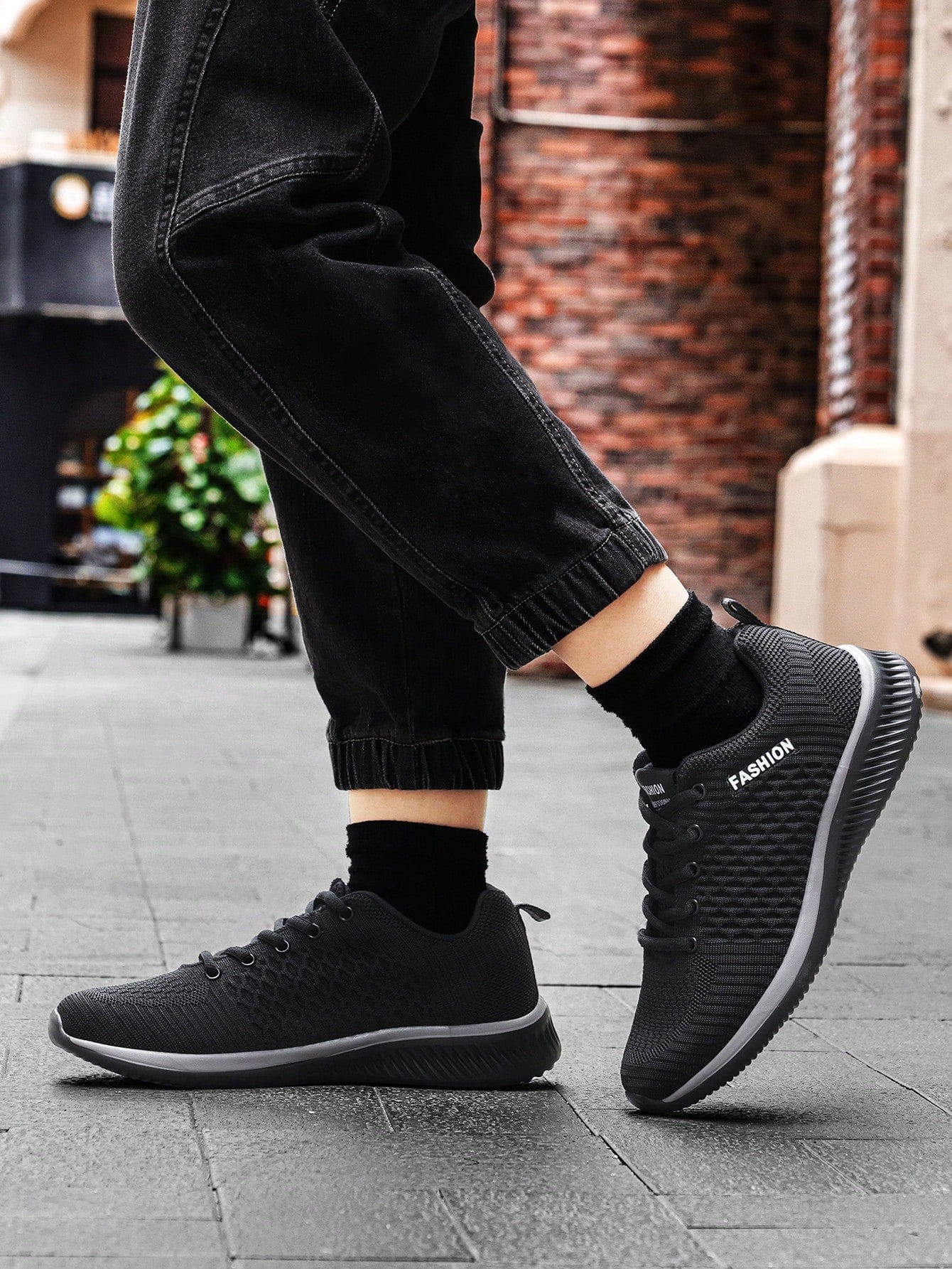 Tênis Corrida Knit Leve Com Solado Antiderrapante