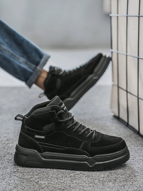 Tênis Street Cano Alto Solado Resistente