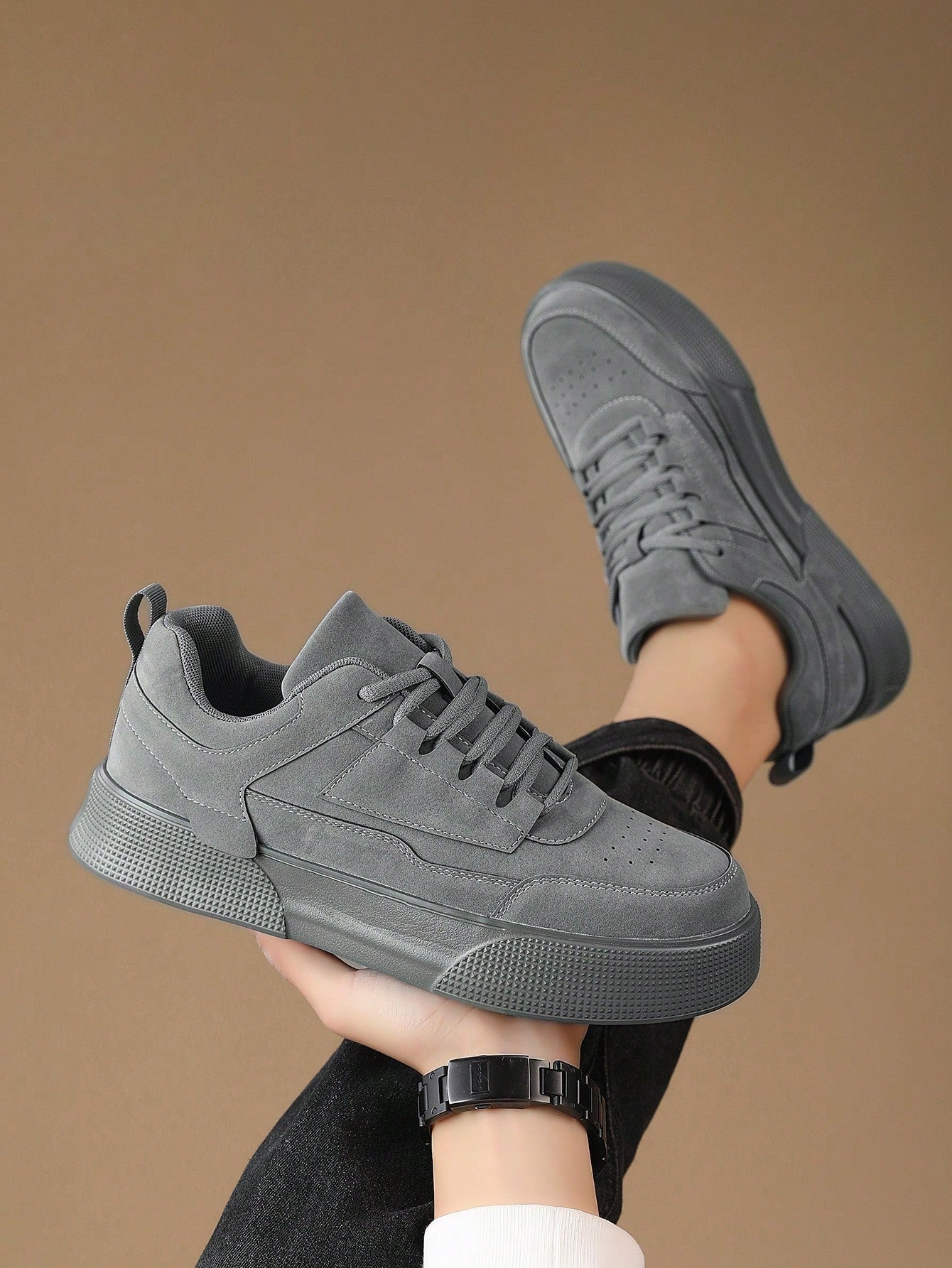 Tênis Street Casual Solado Grosso Design Minimalista